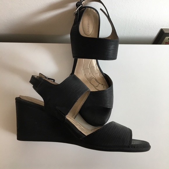 Giani Bernini Wedge Sandals - Picture 1 of 7